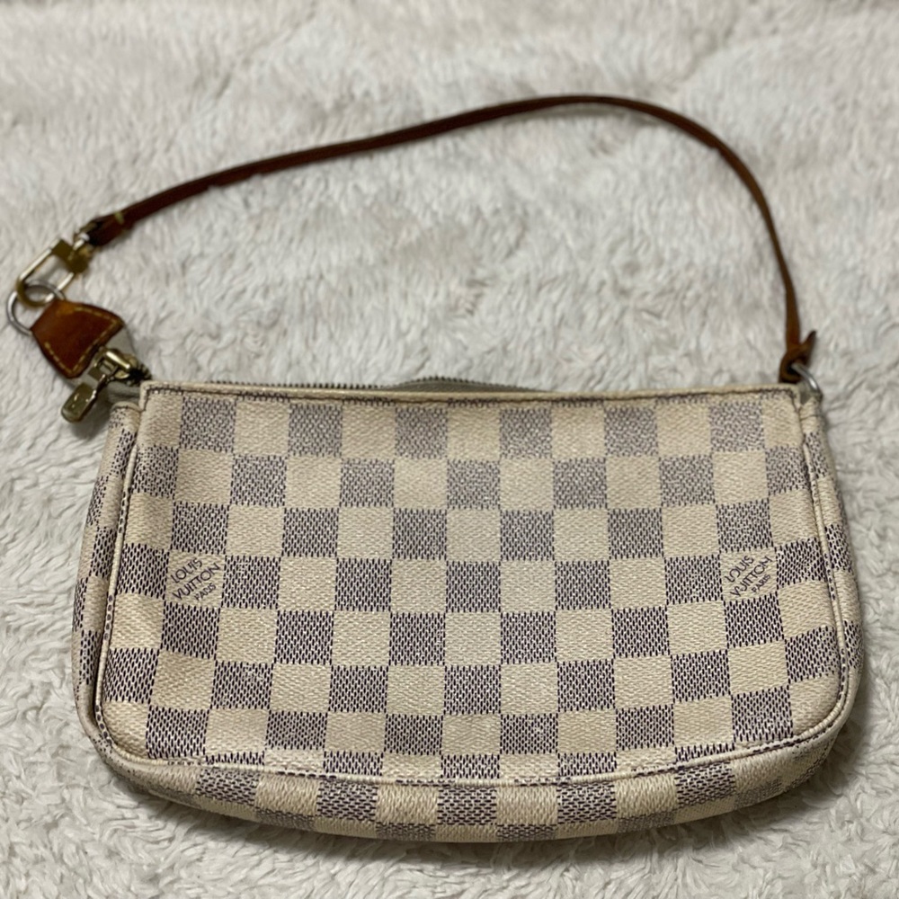 Vintage Damier Louis Vuitton Pochette Accessoires